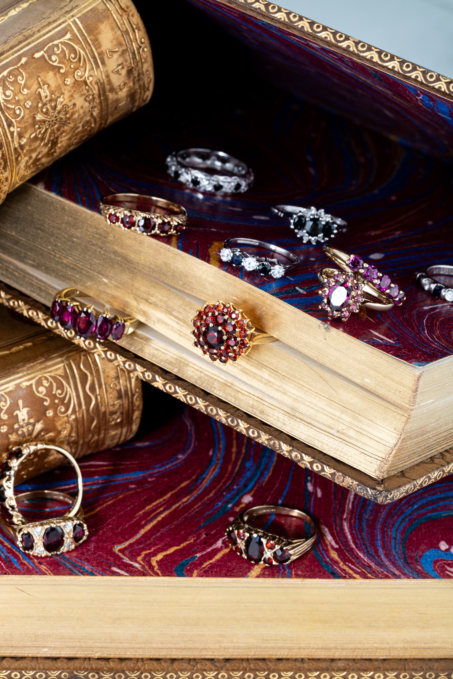 Jewellery and Books: A Collector’s Auction